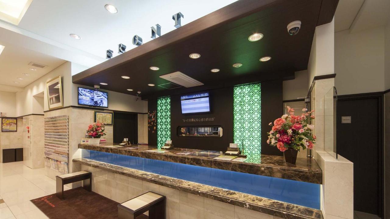 Toyoko Inn Hon-Atsugi-Eki Minami-Guchi Extérieur photo