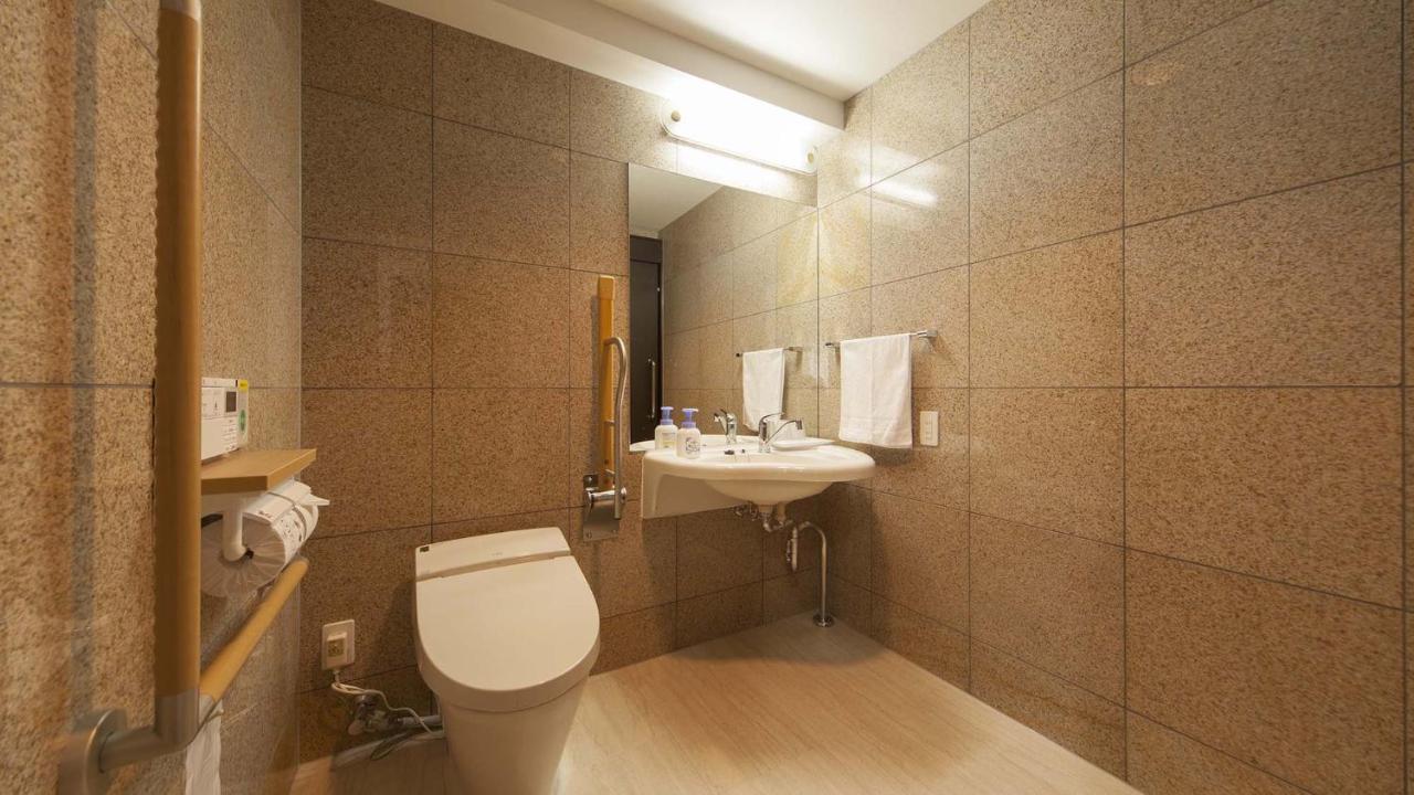 Toyoko Inn Hon-Atsugi-Eki Minami-Guchi Extérieur photo