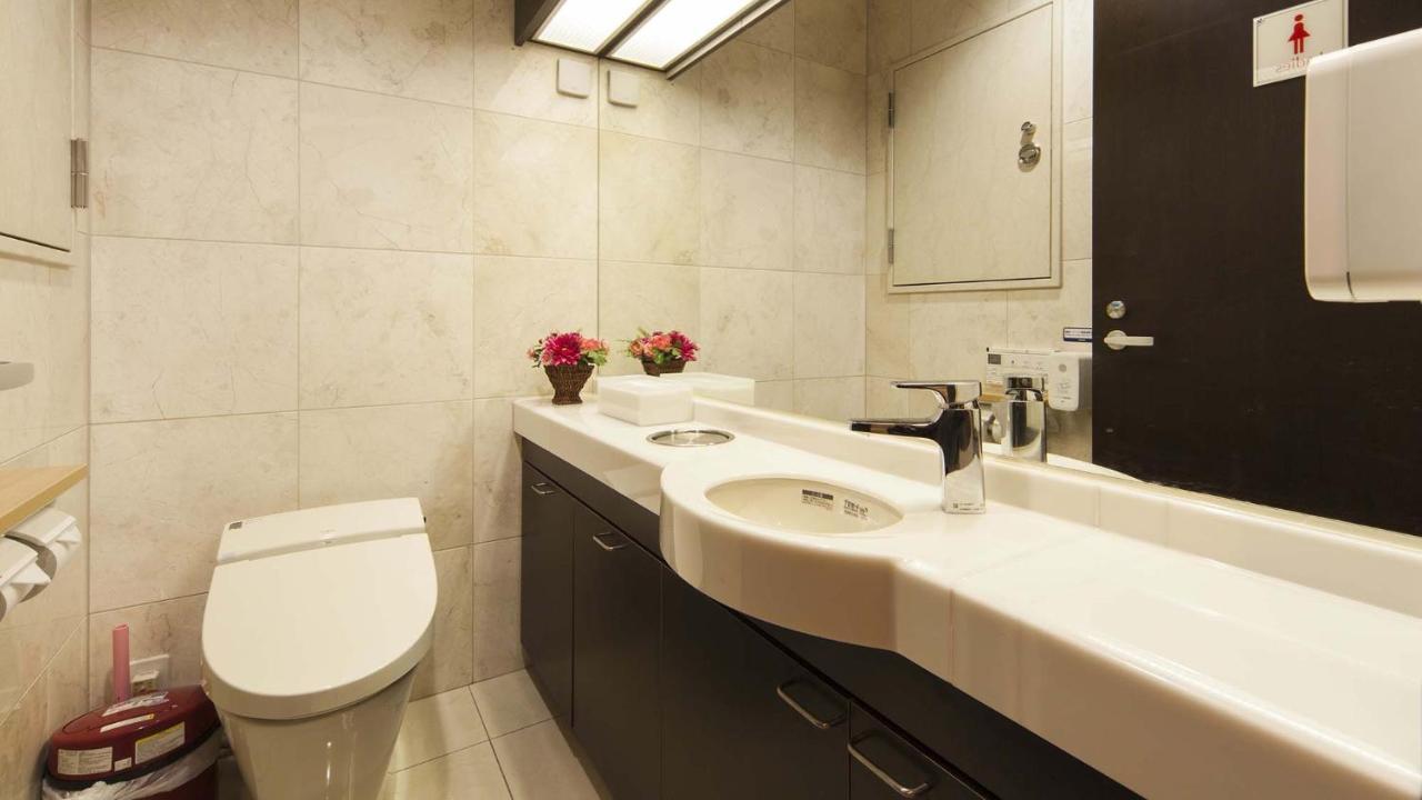 Toyoko Inn Hon-Atsugi-Eki Minami-Guchi Extérieur photo