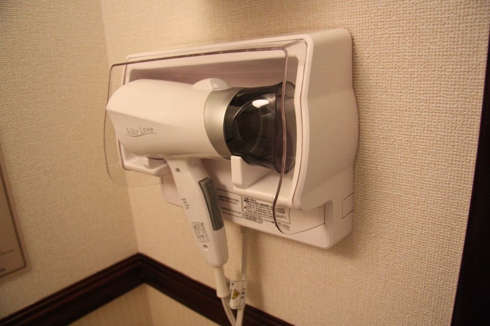 Toyoko Inn Hon-Atsugi-Eki Minami-Guchi Extérieur photo