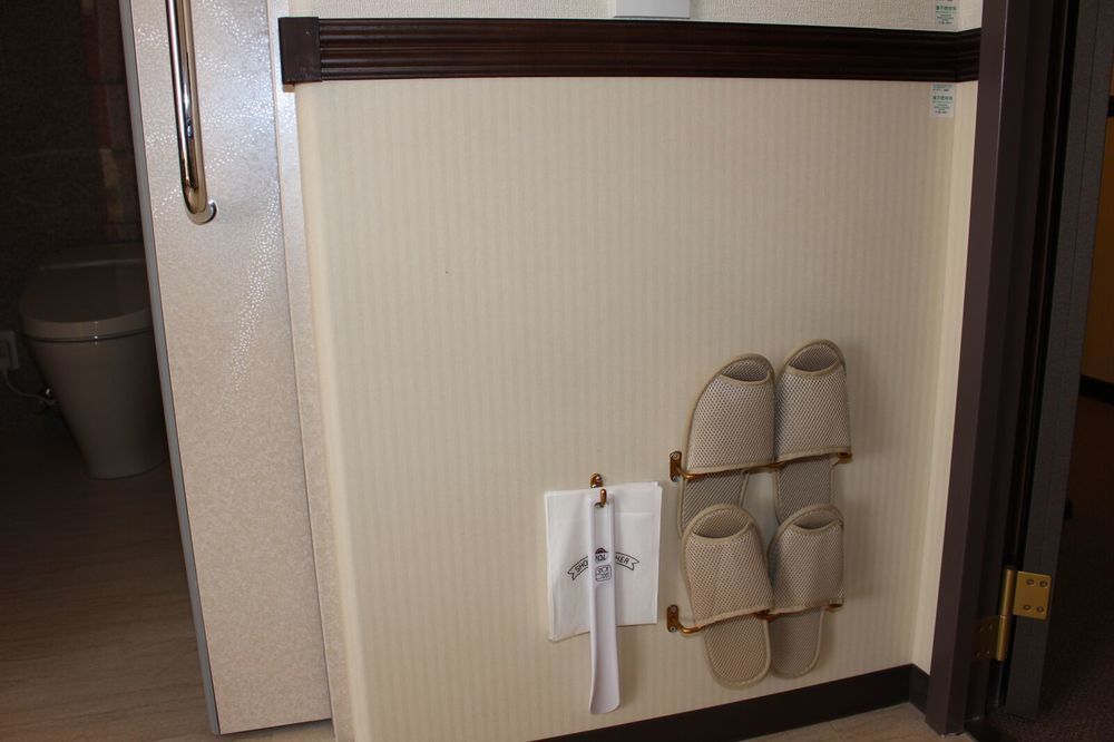 Toyoko Inn Hon-Atsugi-Eki Minami-Guchi Extérieur photo